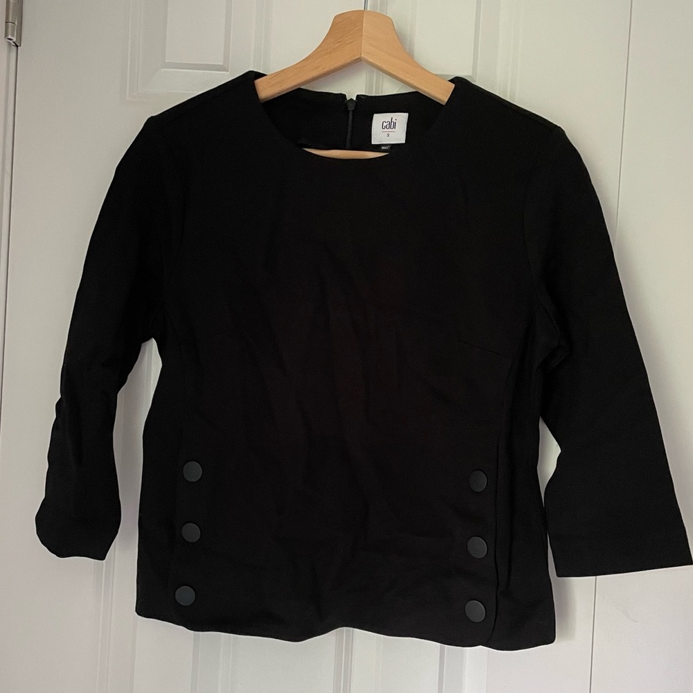 Black shirt